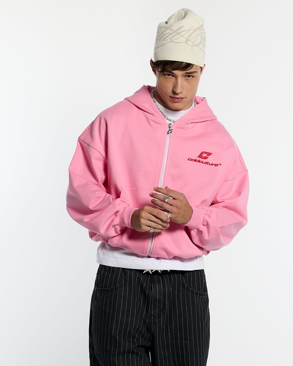 CHANDAL CURVO CON CIERRE ROJO Y ROSA