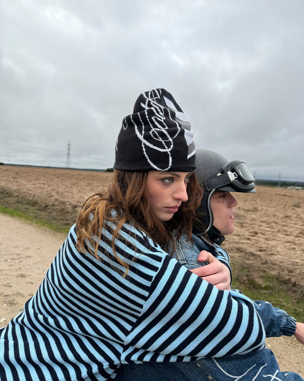 GORRO BRIGHTON NEGRO Y GRIS
