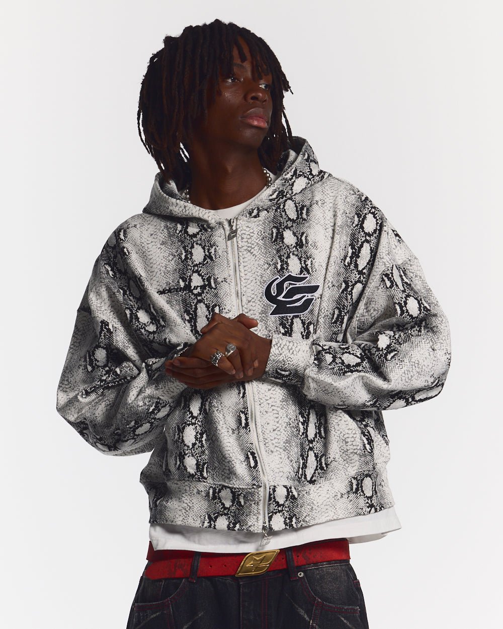 SUDADERA CON CIERRE SNAKE BLANCO Y NEGRO