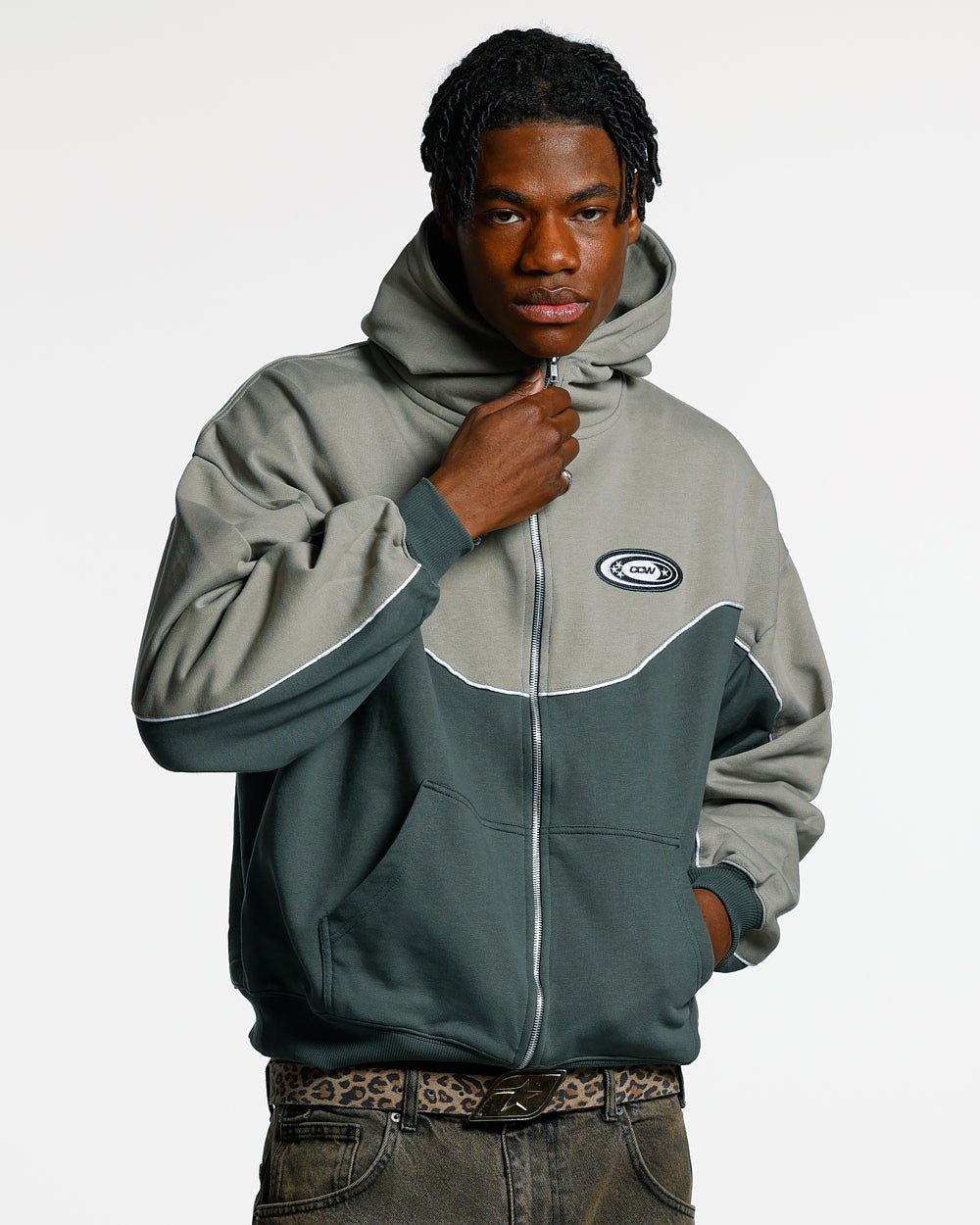 CHANDAL SIN RIESGO CON CIERRE ZIP ESCALA GRIS CHANDAL SIN RIESGO CON CIERRE ZIP ESCALA GRIS