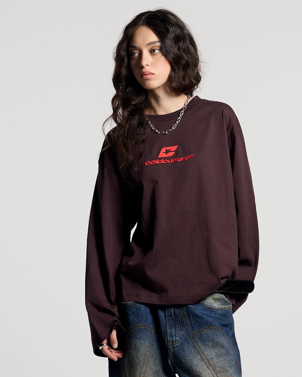 CAMISETA DE MANGA LARGA CURVA MARRÓN