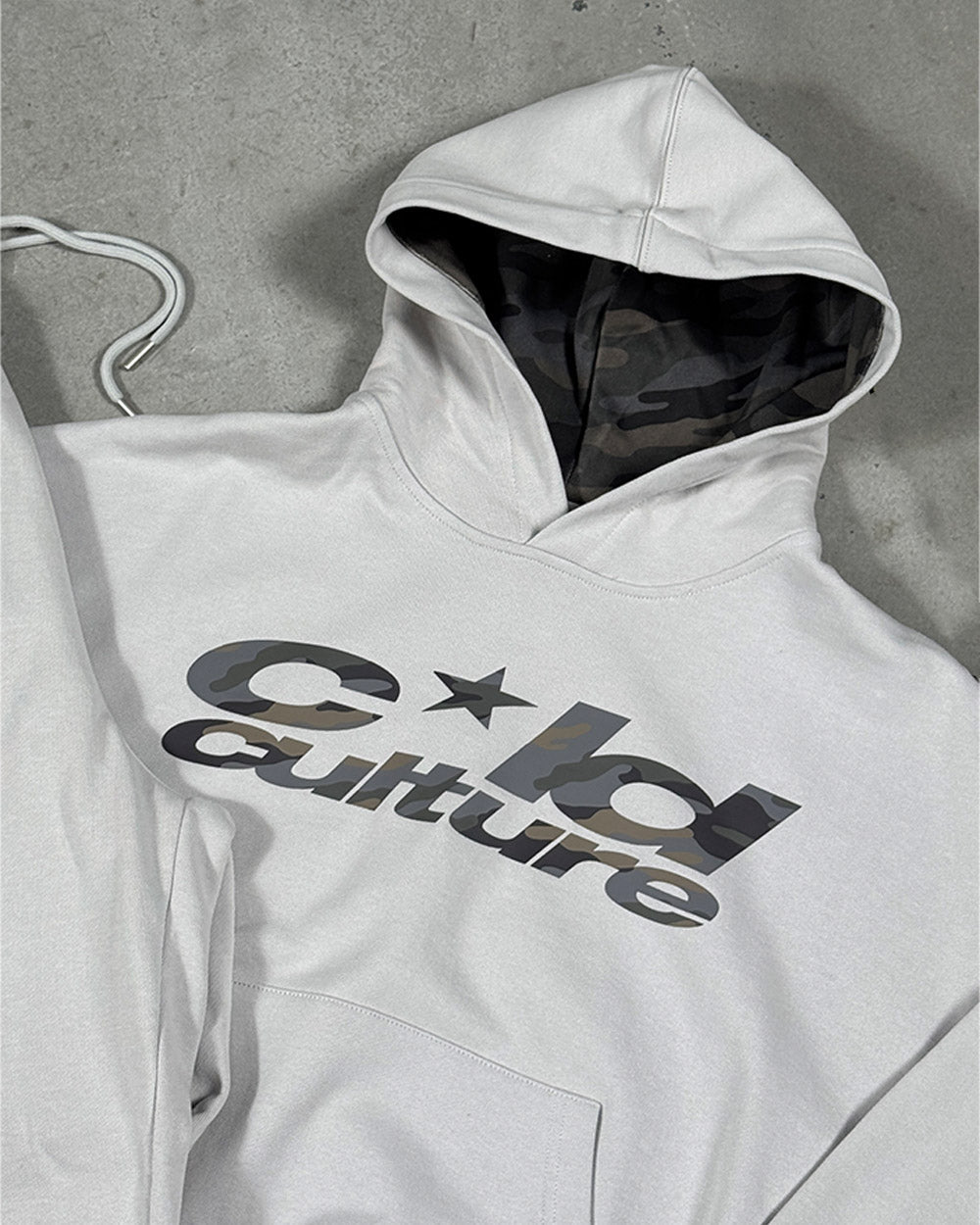 SUDADERA WILD CAMO GRIS CLARO
