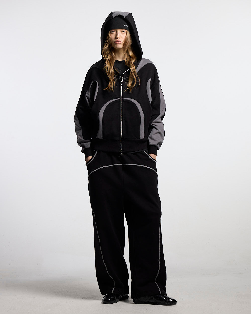 PANTALONES DE ROLLER NEGROS