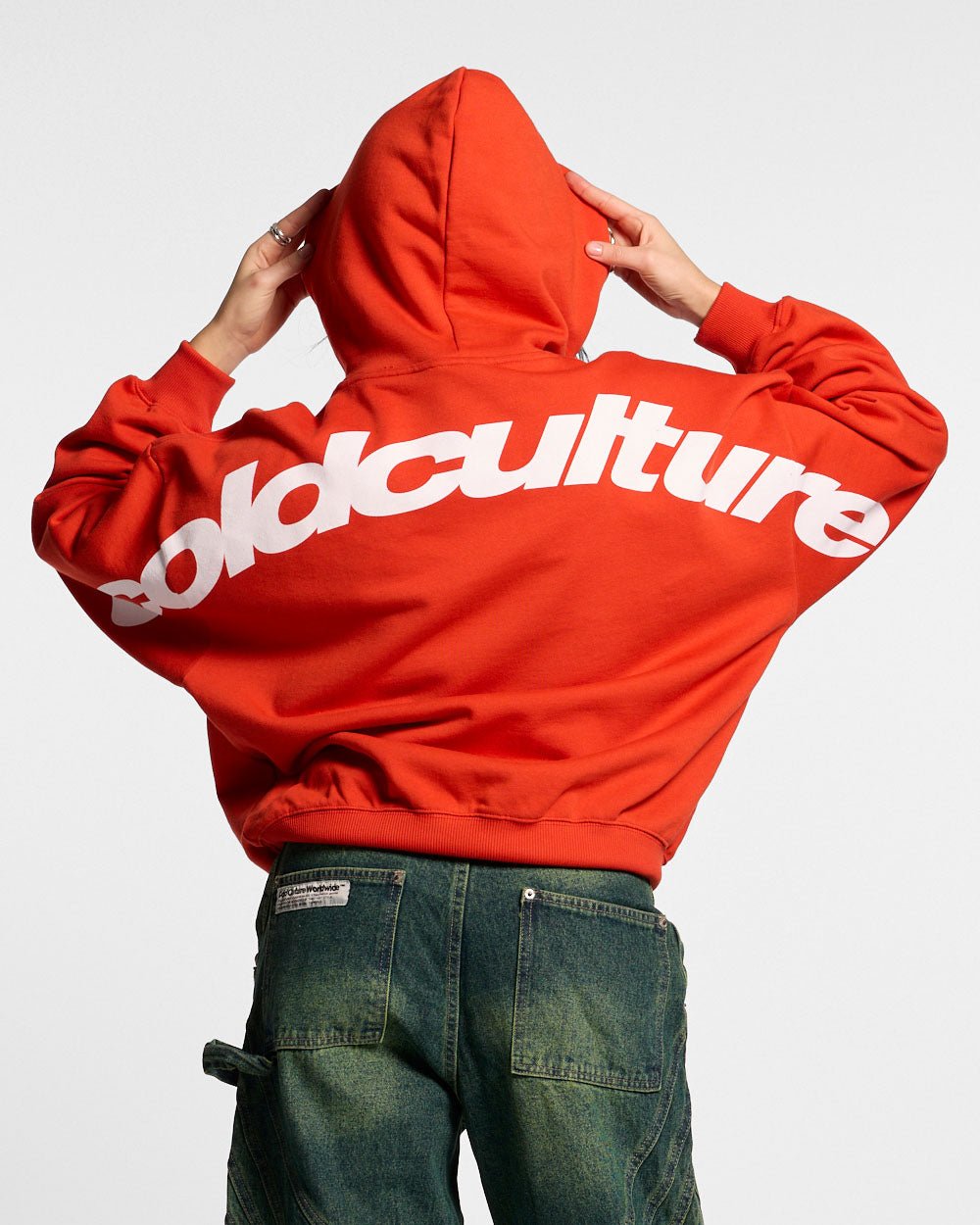SUDADERA CURVADA ROJO VIVIDO