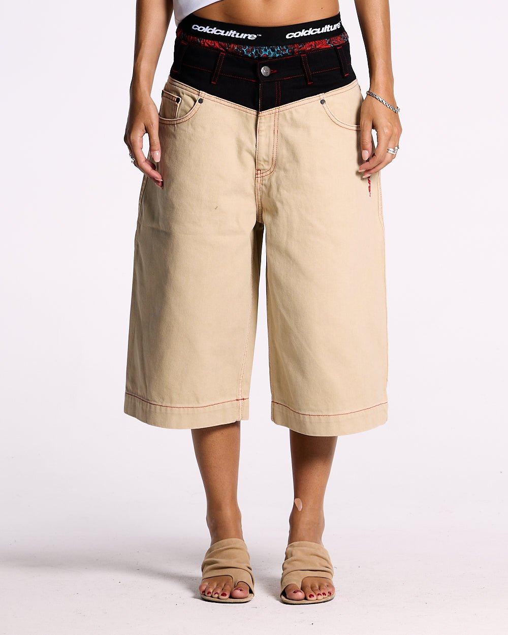 PANTALONES CORTOS DESIERTO