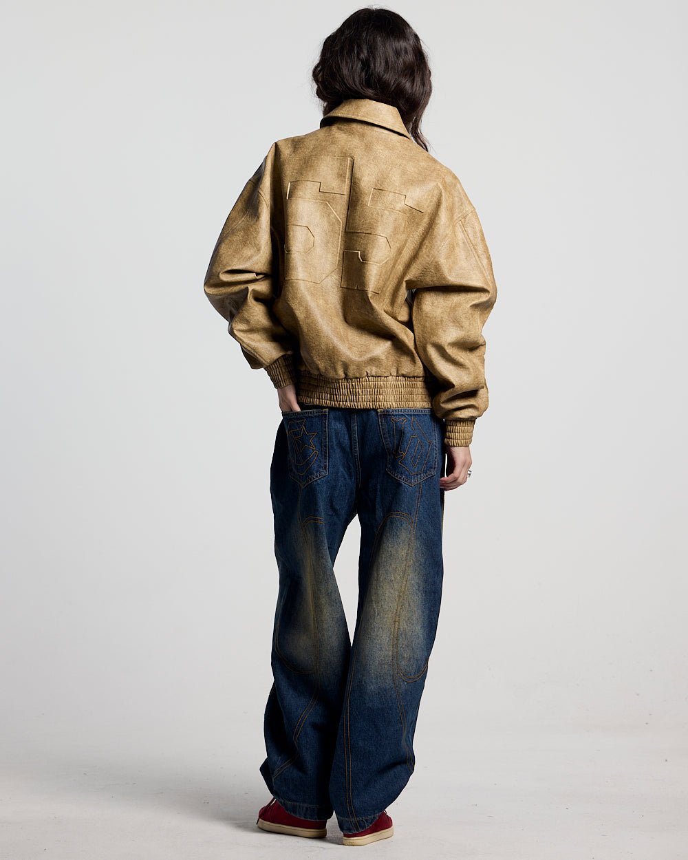 CHAQUETA DE CARRERAS CREMA