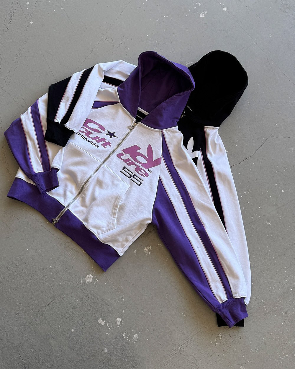 TEASE ME ZIP HOODIE BLANCO Y MORADO