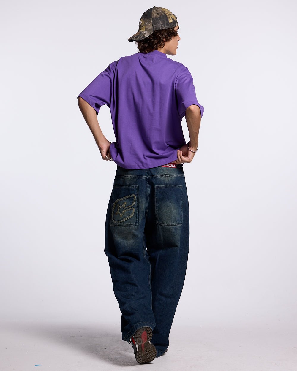 CAMISETA URBAN LEGACY MORADO CAMISETA URBAN LEGACY MORADO