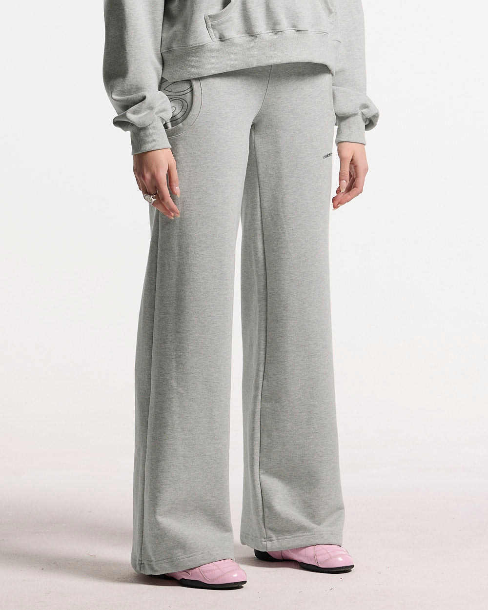 PANTALONES DE ENTRENAMIENTO DAILY DRIFT GRIS MATE