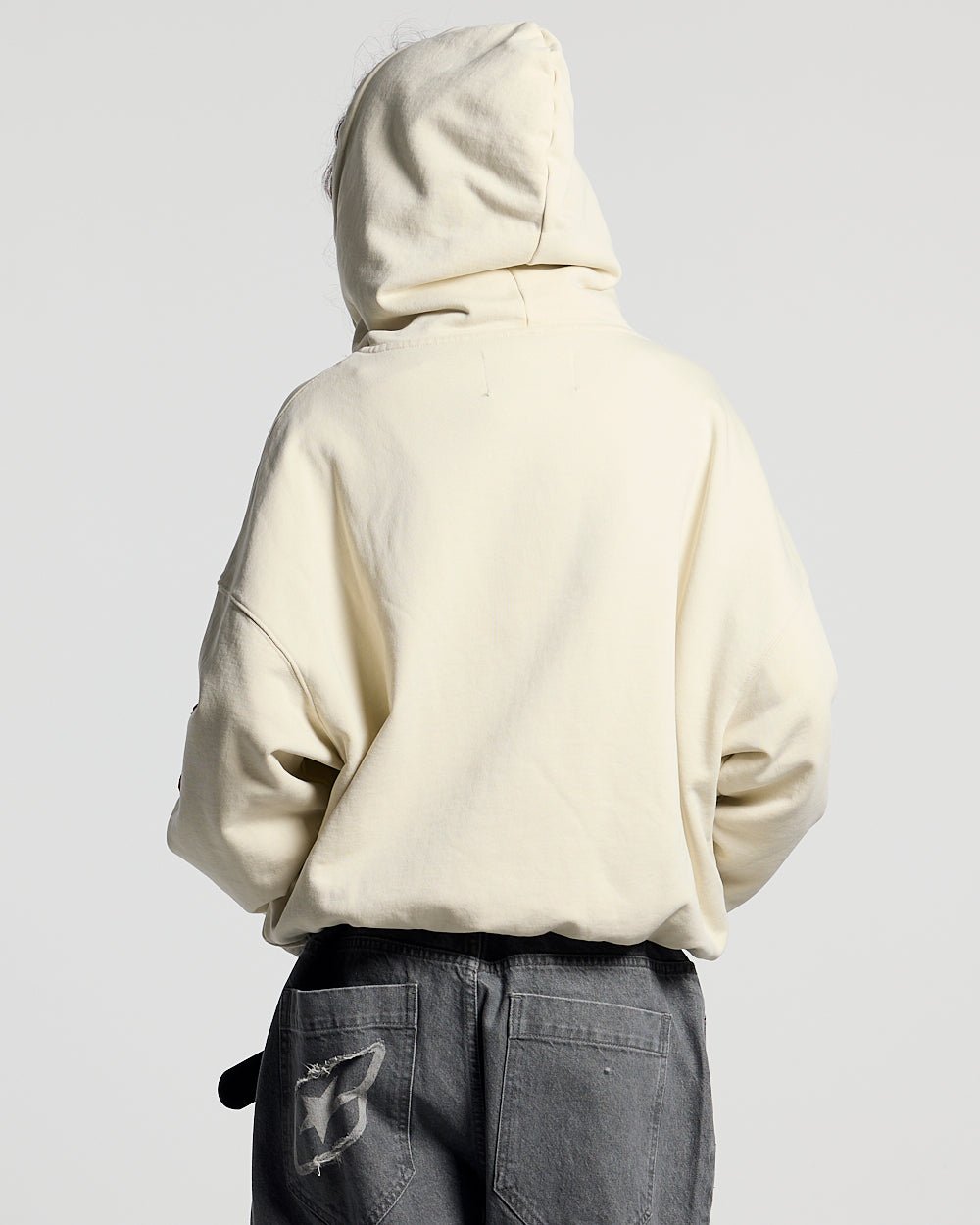 CHALECO CON CUELLO ZIP LIGERO GRIS