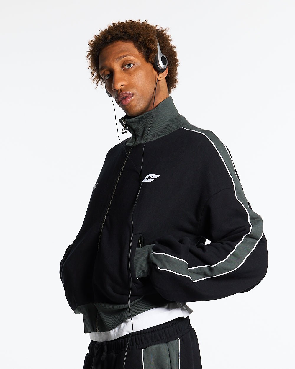 CHAQUETA JET LAG NEGRO