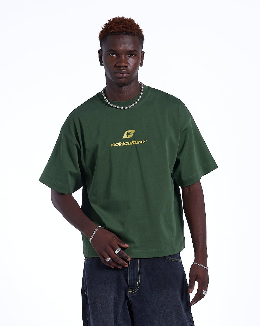 CAMISETA CURVADA VERDE Y AMARILLA