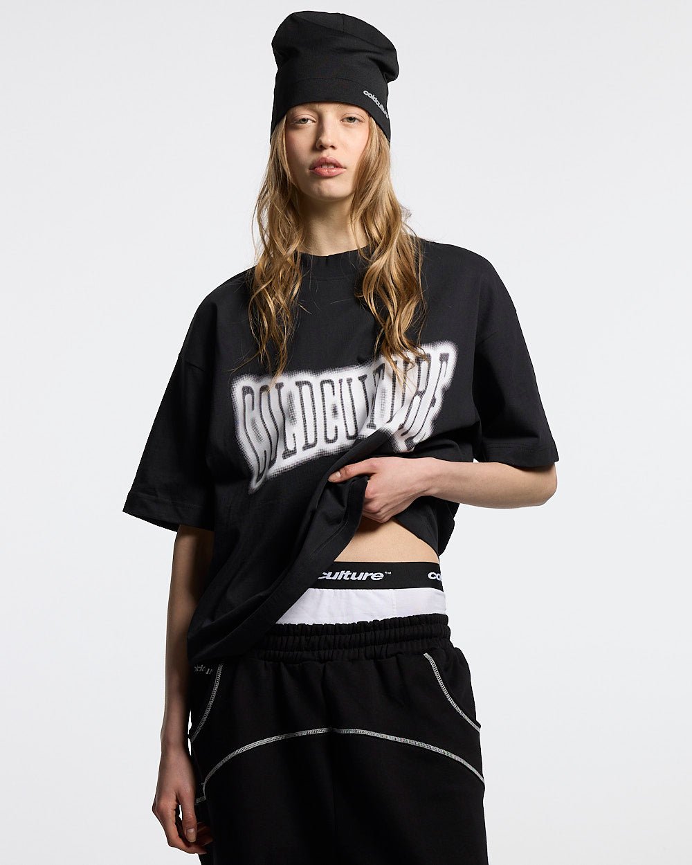 FEISTY TEE NEGRO FEISTY TEE NEGRO