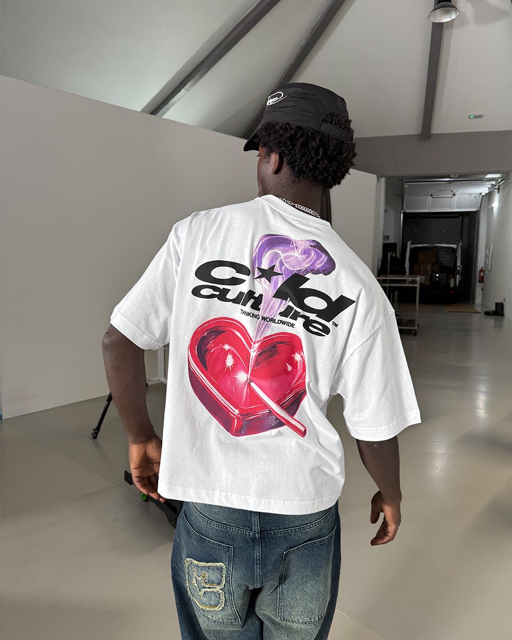 CAMISETA CENICERO CORAZÓN BLANCA