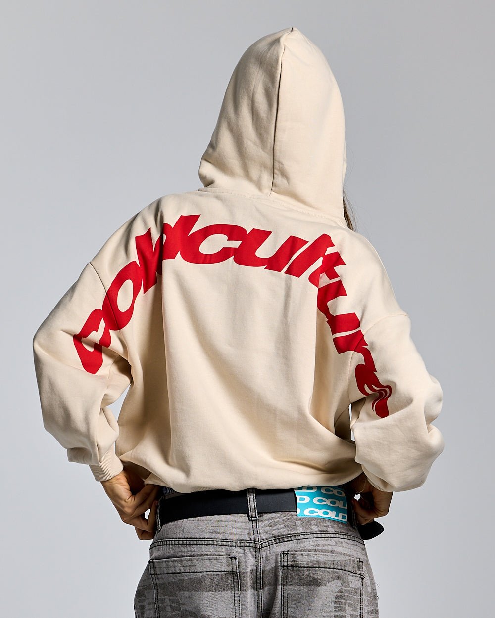 CHANDAL CURVO CON CREMALLERA CREMA