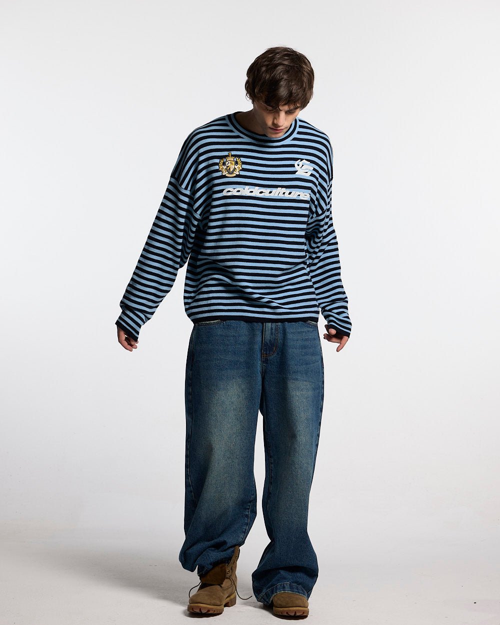 CAMISETA LARGA PHARREL AZUL OSCURO Y CLARO