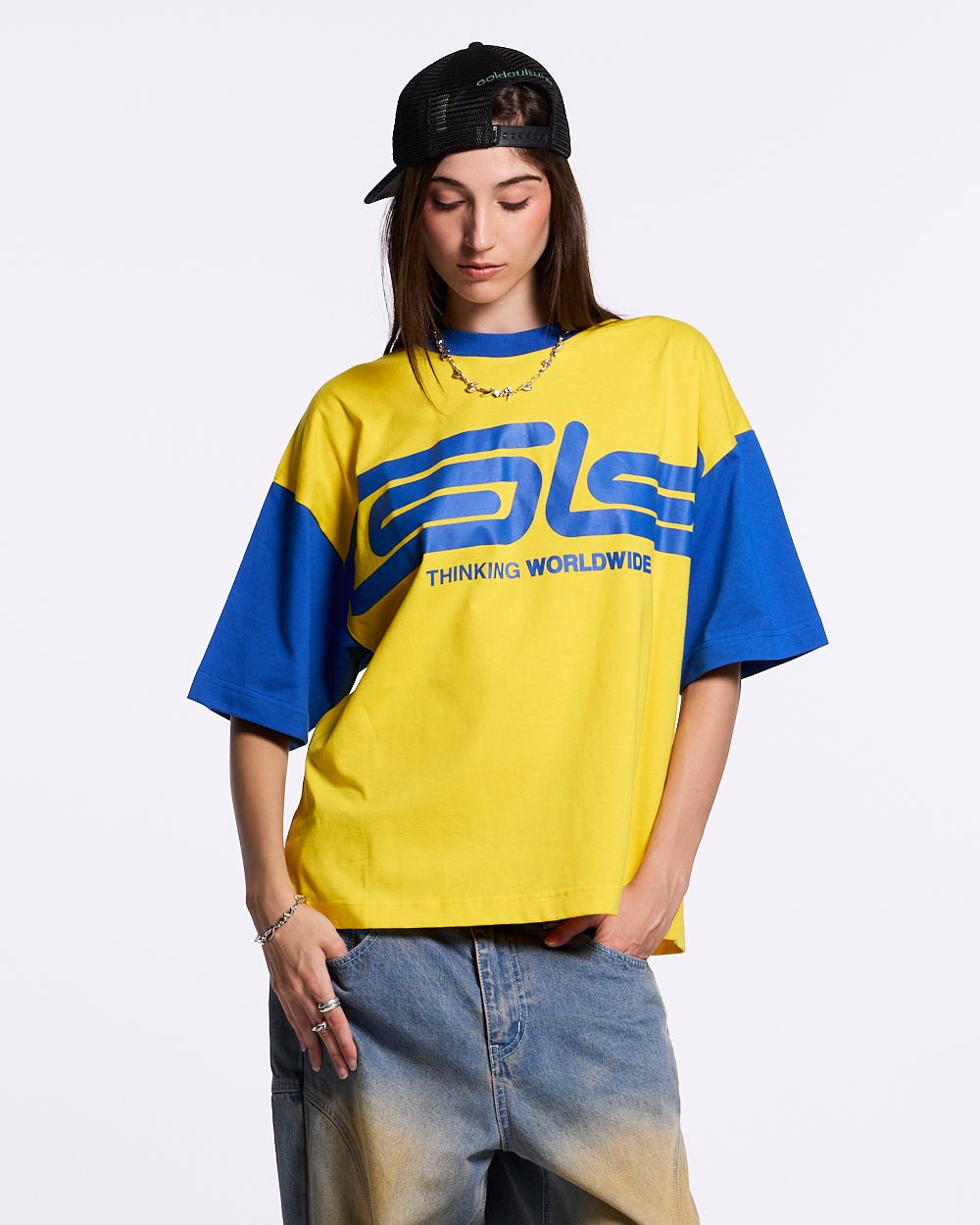 CAMISETA TEEN SPIRIT ERA AMARILLA Y AZUL